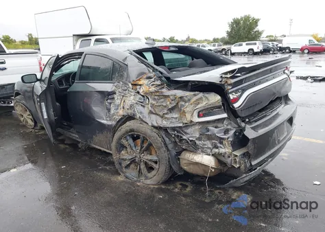 2022 Dodge Charger Sxt Awd z USA, uszkodzony, nr VIN 2C3CDXJG4N8136659